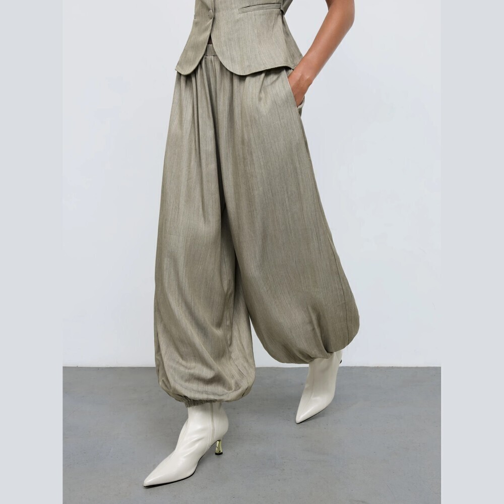 Taupe Woven Balloon Leg Cuffed Ankle Trousers